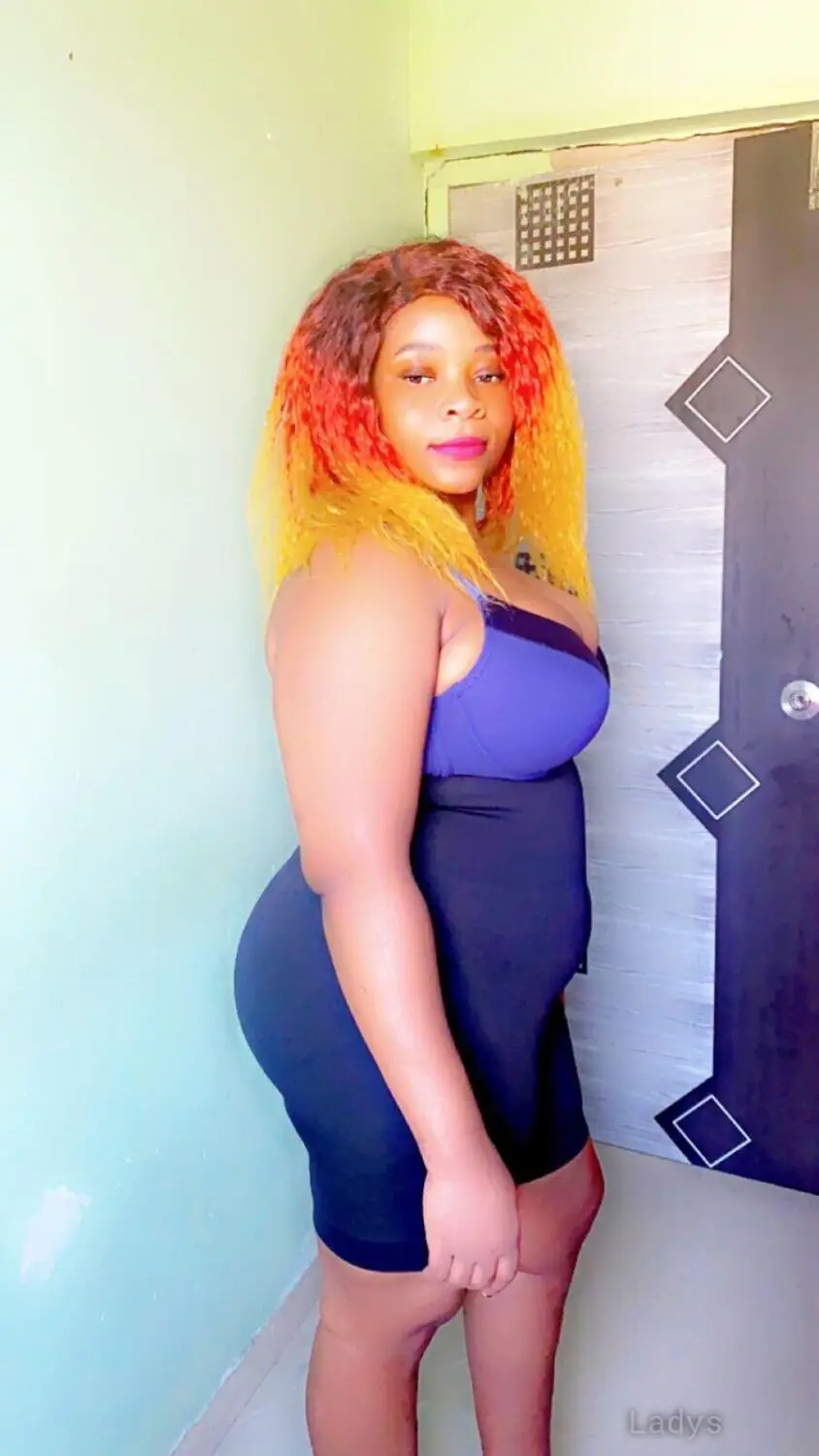 Brinah, 25 years beautiful nude Navi Mumbai escorts girl, height 165 sm, Weight  kg