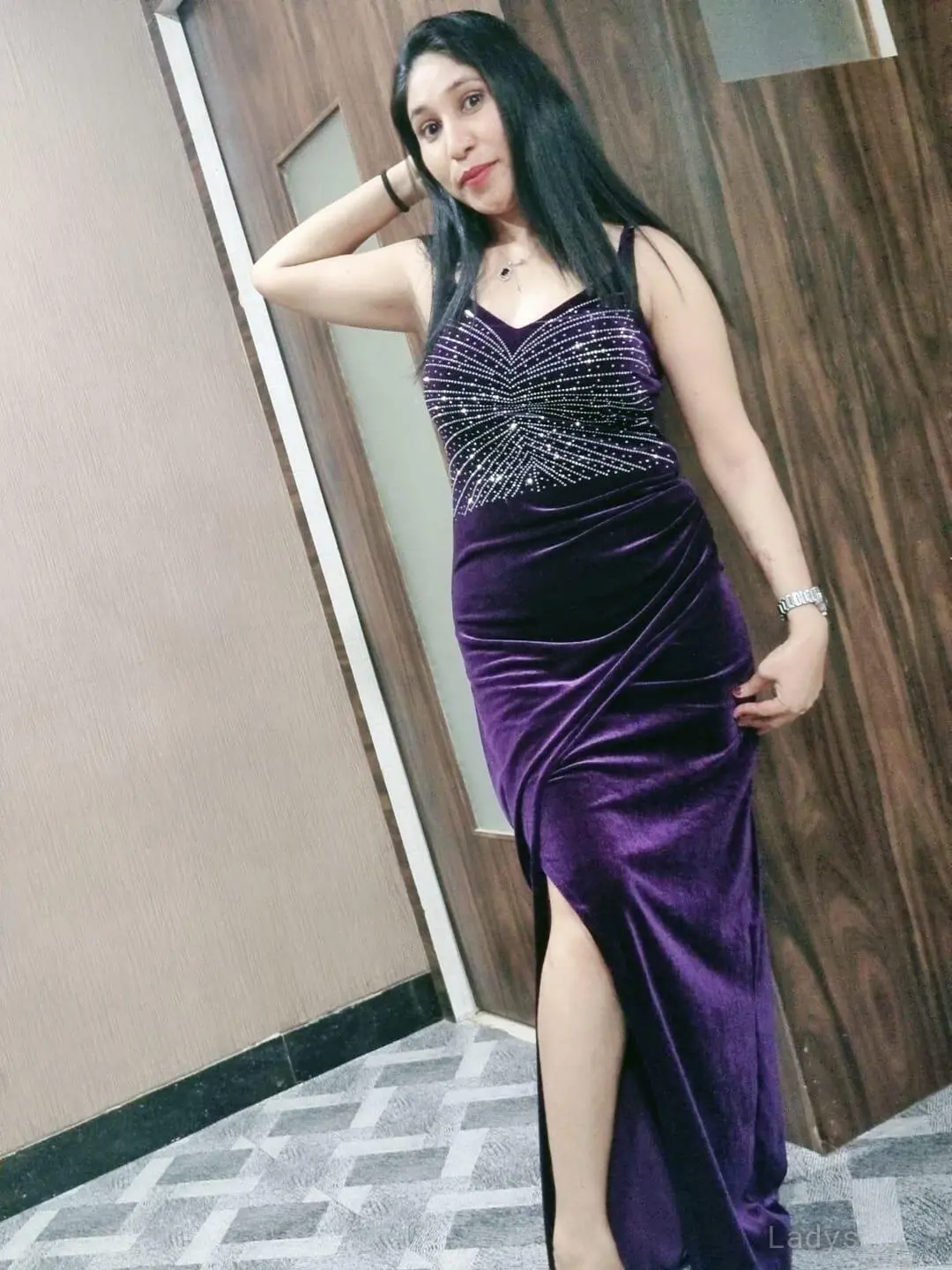 Chandni, 23 years beautiful nude Navi Mumbai escorts girl, height 164 sm, Weight kg