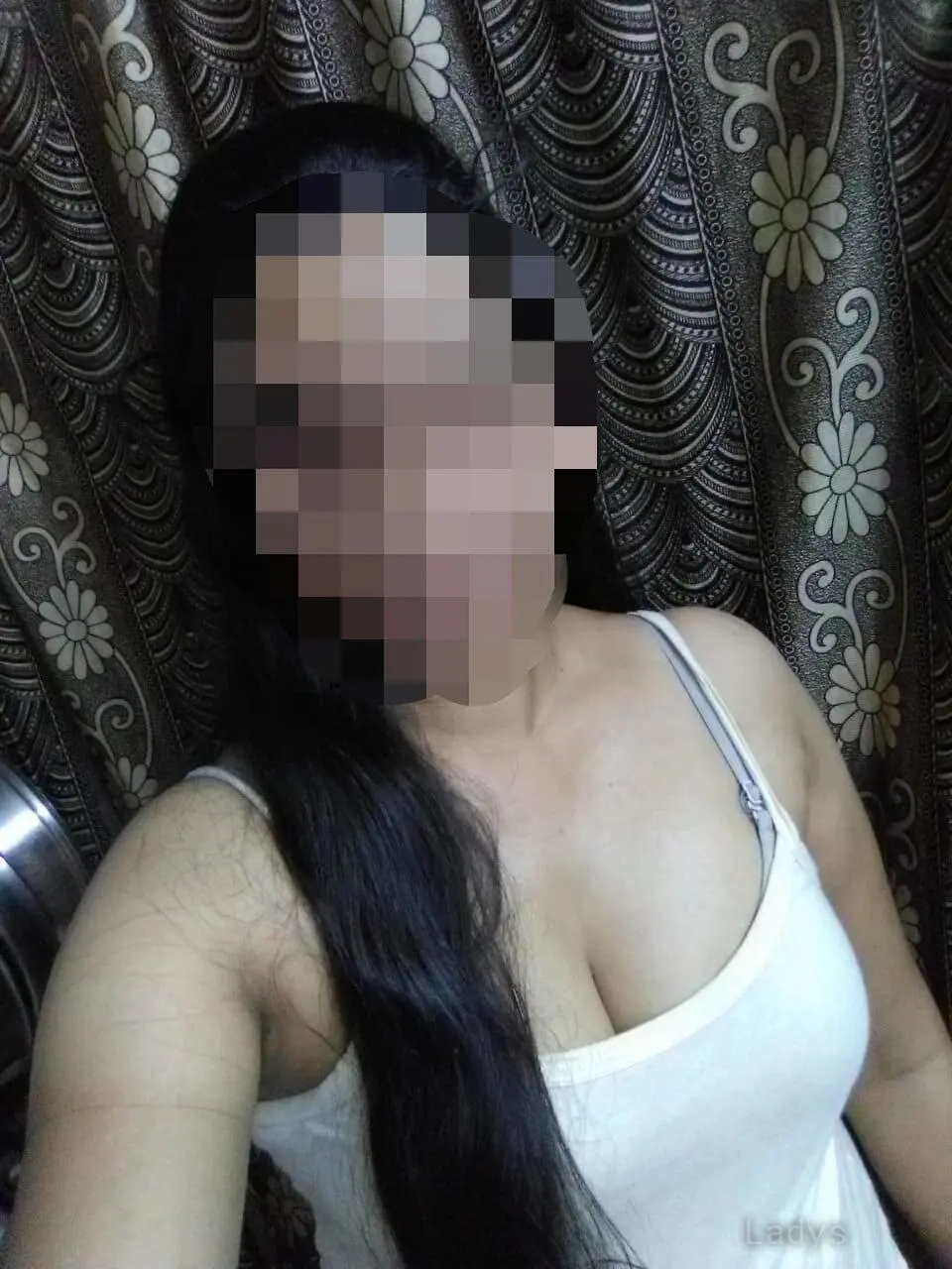 Janvi, 26 years beautiful nude Navi Mumbai escorts girl, height sm, Weight kg