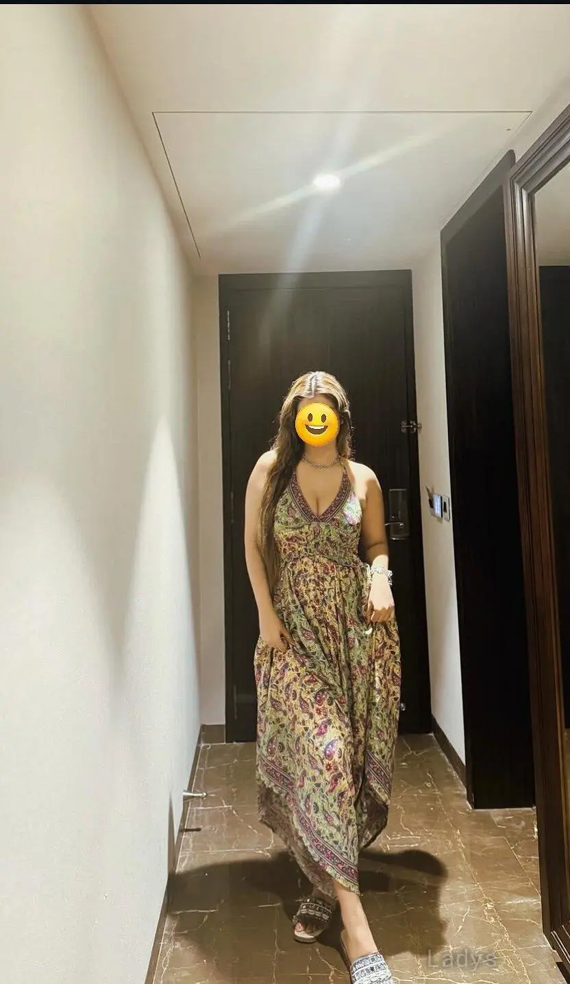 Kajal, 24 years beautiful nude Navi Mumbai escorts girl, height 175 sm, Weight  kg