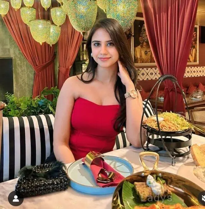 Kanishka, years beautiful nude Navi Mumbai escorts girl, height sm, Weight kg