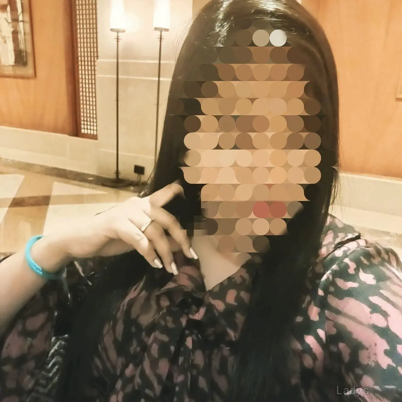 Leia, 23 years beautiful nude Navi Mumbai escorts girl, height 160 sm, Weight kg