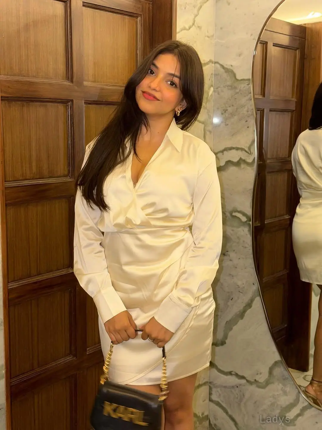 Palak,  years beautiful nude Navi Mumbai escorts girl, height  sm, Weight  kg