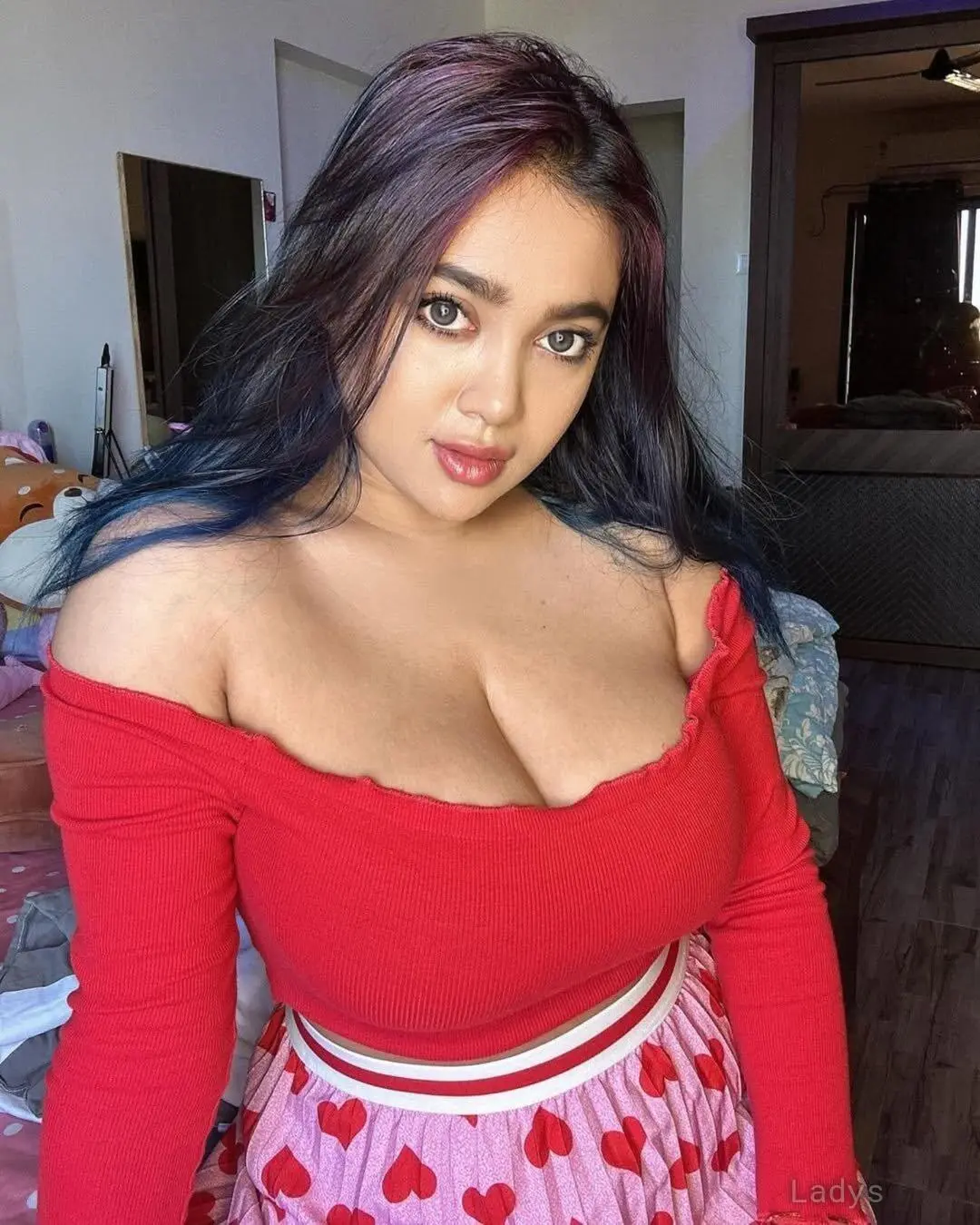 Pamela, 23 years beautiful nude Navi Mumbai escorts girl, height 154 sm, Weight kg