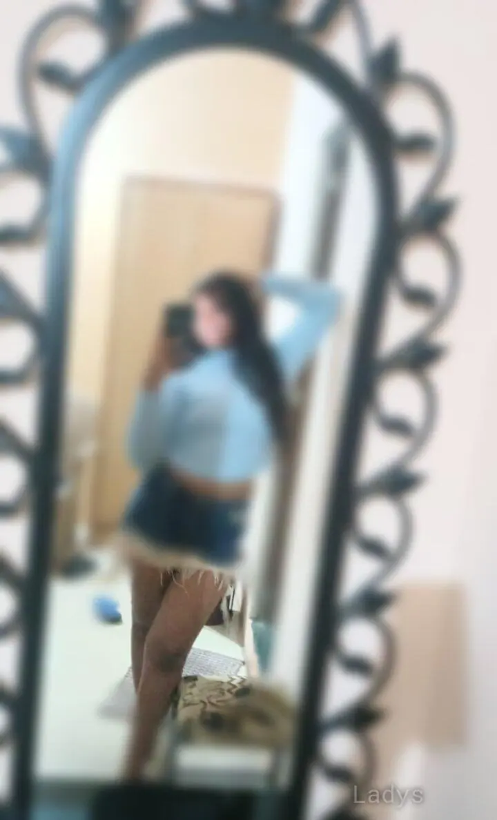 Ritu, 21 years beautiful nude Navi Mumbai escorts girl, height 168 sm, Weight kg