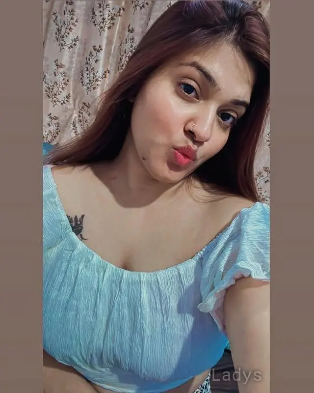 Shilpa,  years beautiful nude Navi Mumbai escorts girl, height  sm, Weight  kg
