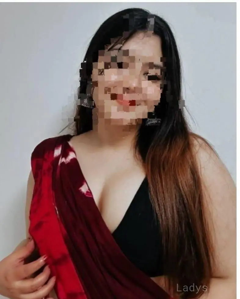 Simran, 21 years beautiful nude Navi Mumbai escorts girl, height 154 sm, Weight kg