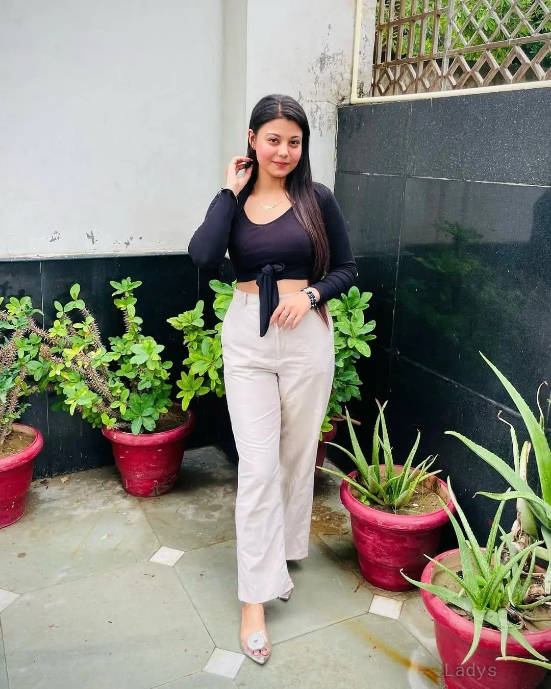 Sujata, years beautiful nude Navi Mumbai escorts girl, height sm, Weight kg