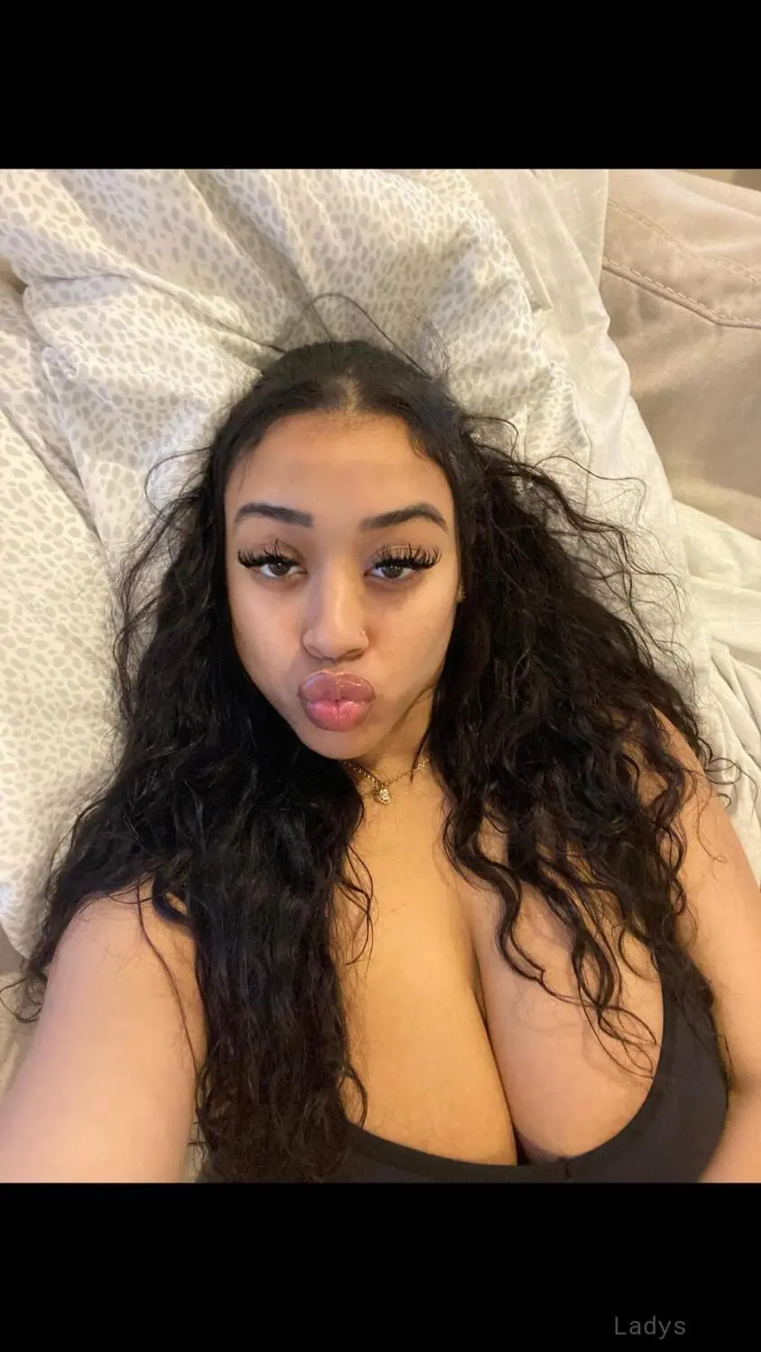 Angelina, 30 years old New Jersey escort girl with big tits, height 177 sm, Weight 95 kg