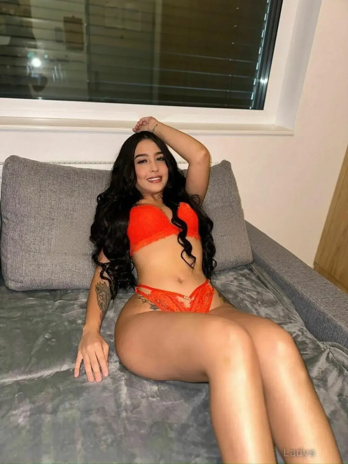 VALENTINA SECAUCUS, 22 years old New Jersey escort girl with big tits, height 160 sm, Weight 55 kg