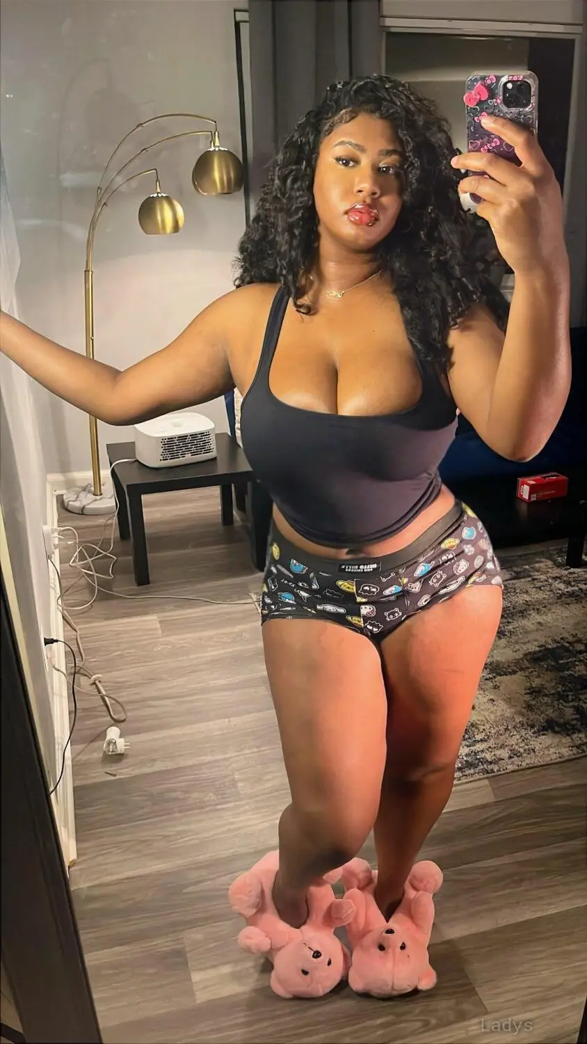 Amara +1 951-368-0649, 27 years beautiful nude New Jersey escorts girl, height 165 sm, Weight 47 kg