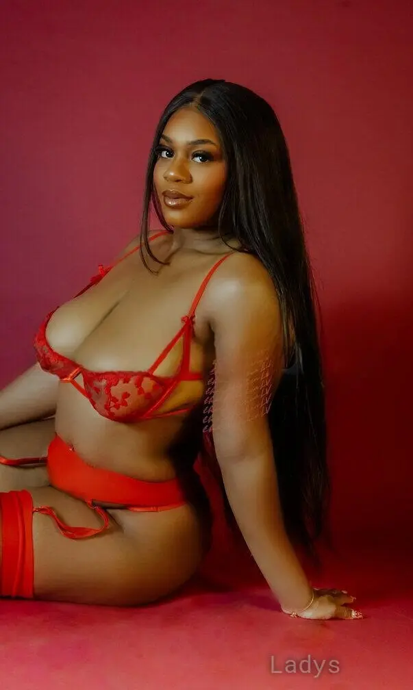 Amber Allure, 28 years beautiful nude New Jersey escorts girl, height 160 sm, Weight 79 kg
