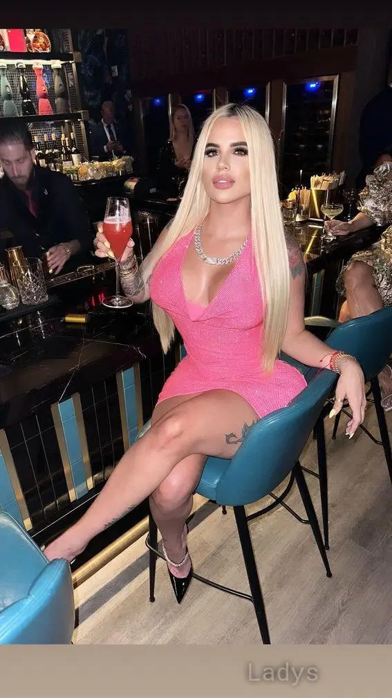 Gabby, 25 years beautiful nude New Jersey escorts girl, height 155 sm, Weight 60 kg