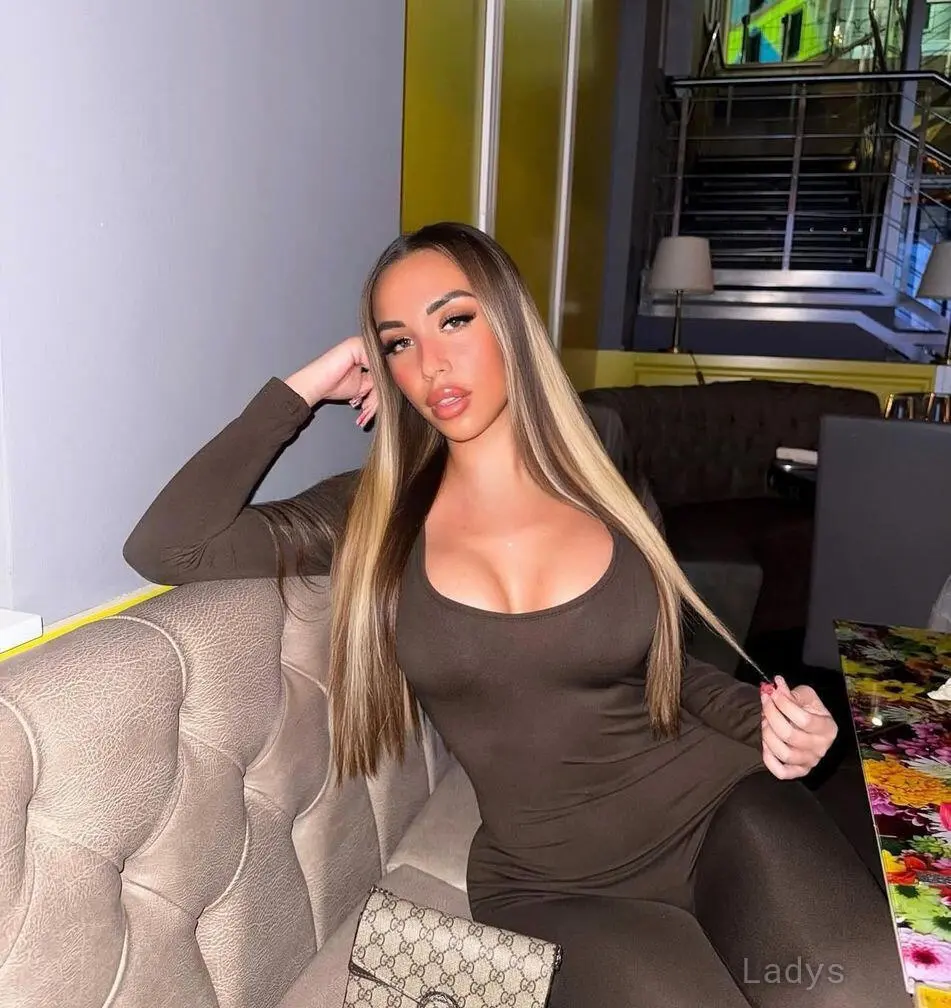 Kim, 23 years beautiful nude New Jersey escorts girl, height 170 sm, Weight 55 kg