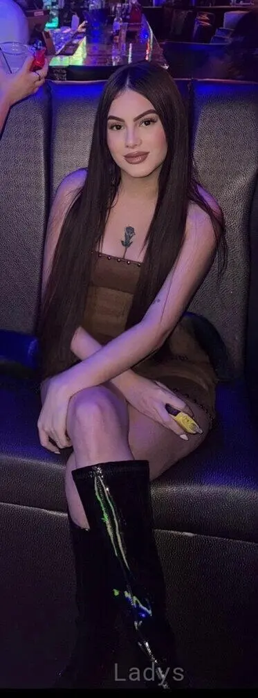 Mia, 21 years beautiful nude New Jersey escorts girl, height 162 sm, Weight 55 kg