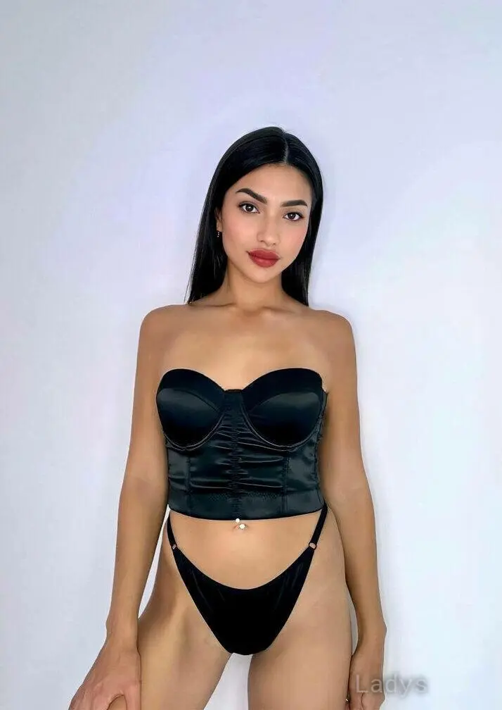 Nadya Fox in Edison, 22 years beautiful nude New Jersey escorts girl, height 155 sm, Weight 45 kg