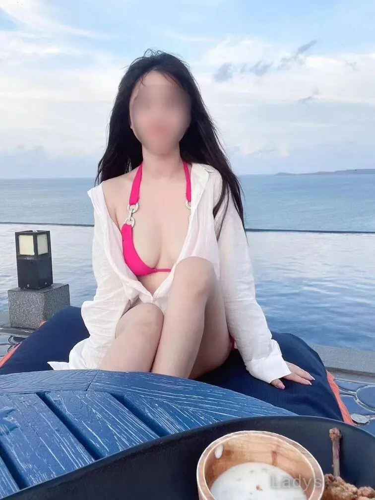 Peach, 24 years beautiful nude New Jersey escorts girl, height 160 sm, Weight 45 kg