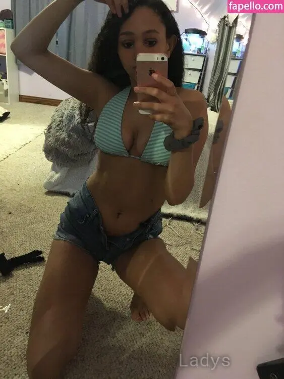 ASMR Aspen, 19 years old New York escort girl with big tits, height 155 sm, Weight 55 kg
