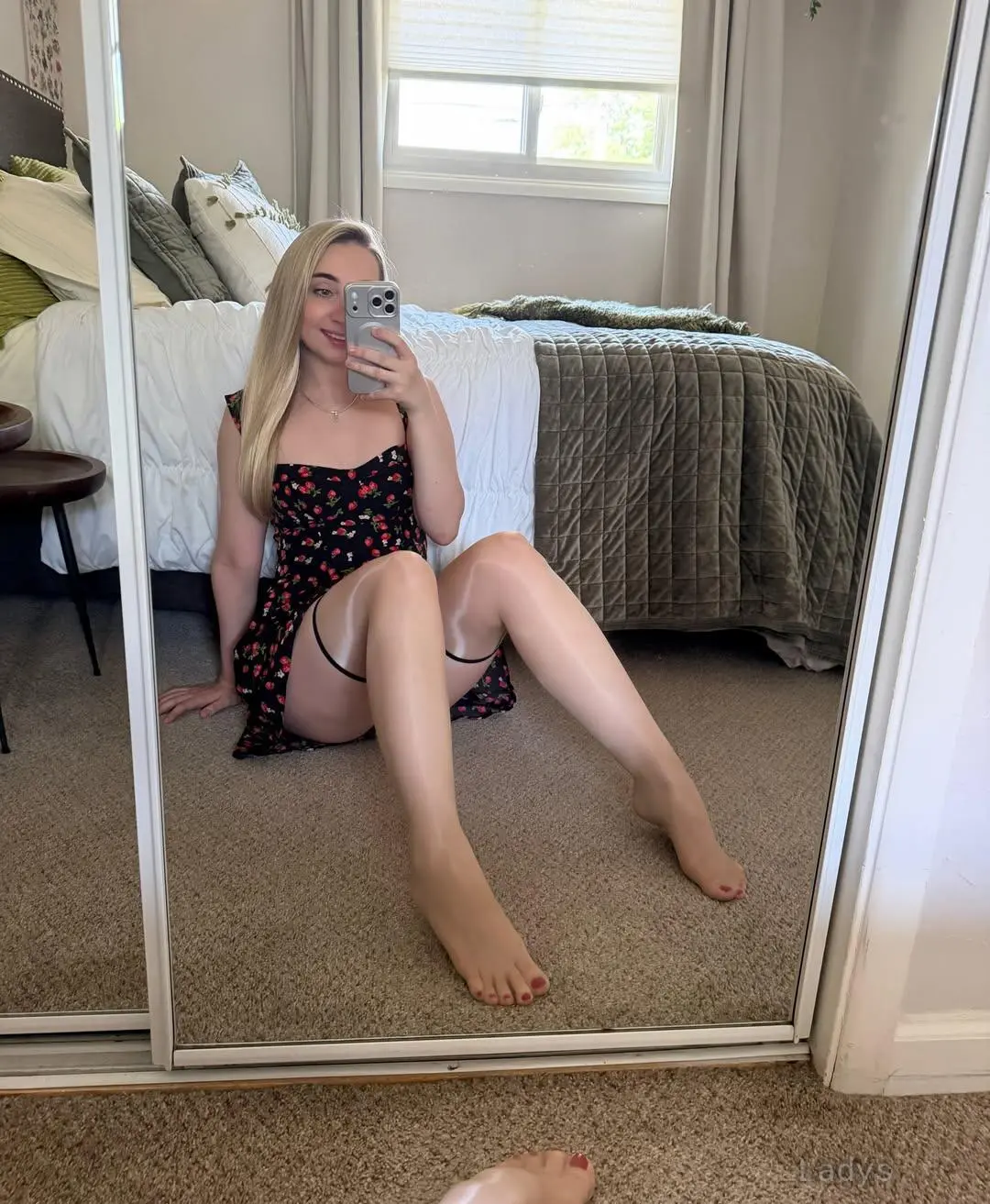 Cutiebooty, 31 years old New York escort girl with big tits, height 161 sm, Weight 60 kg