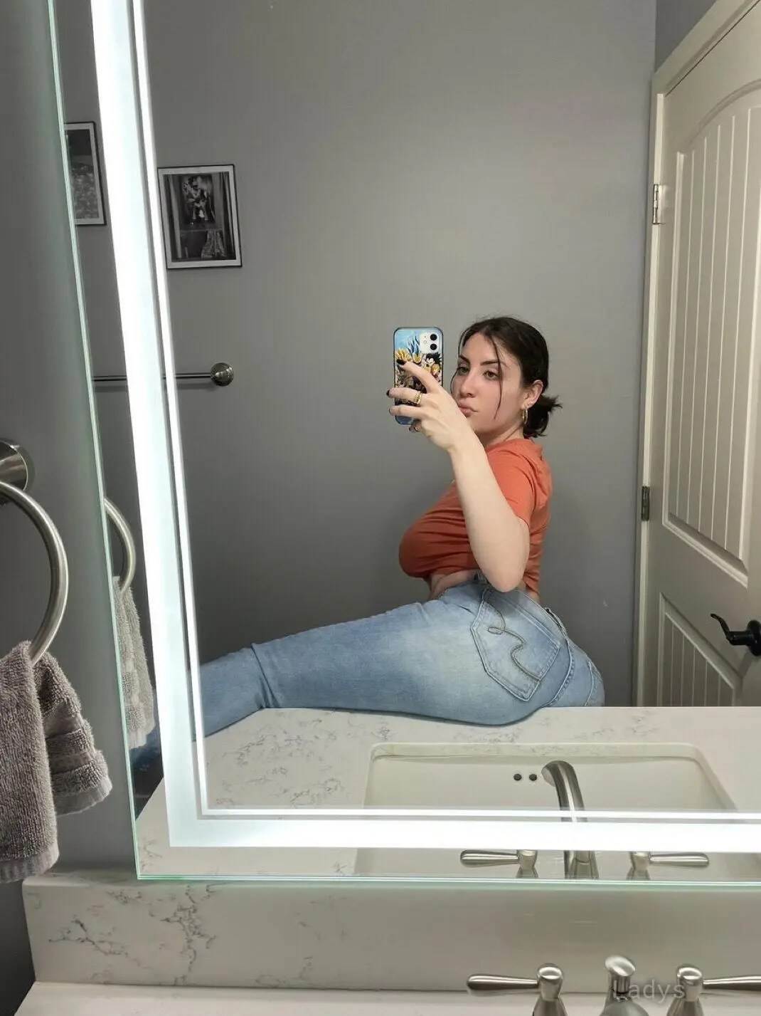 Jane the sexy fucker, 26 years beautiful nude New York escorts girl, height 174 sm, Weight 45 kg