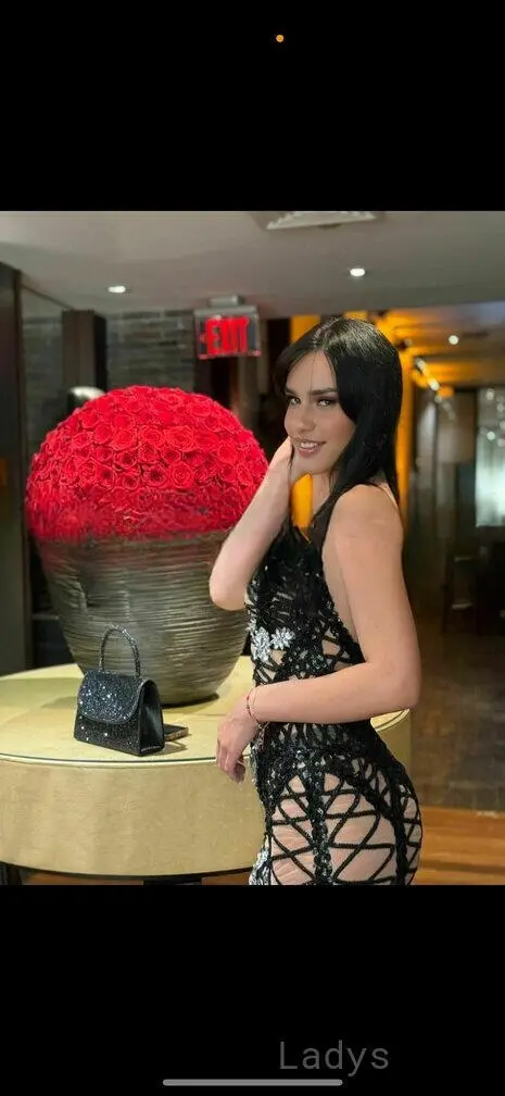 Kelly, 22 years beautiful nude New York escorts girl, height 161 sm, Weight 59 kg