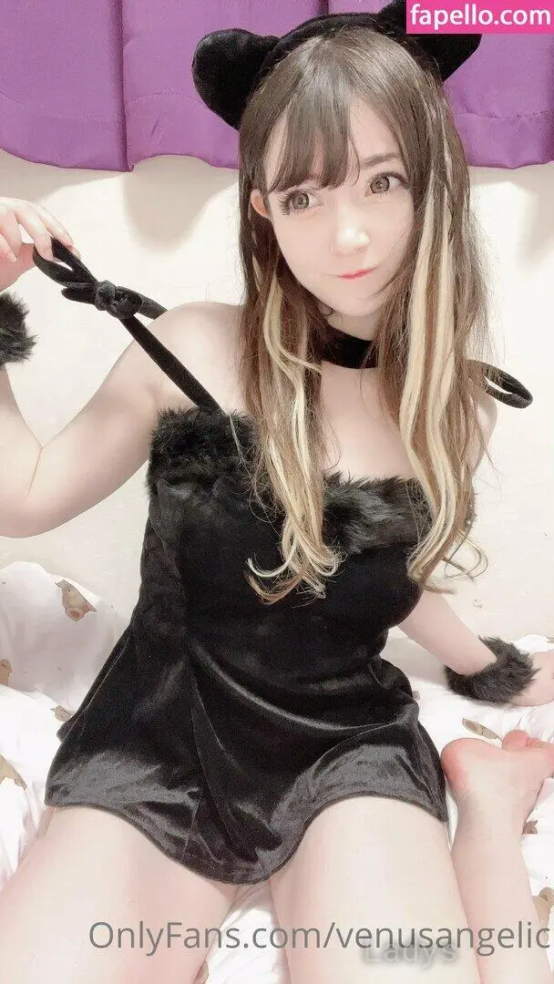 Venusangelic, 24 years beautiful nude New York escorts girl, height 166 sm, Weight 54 kg
