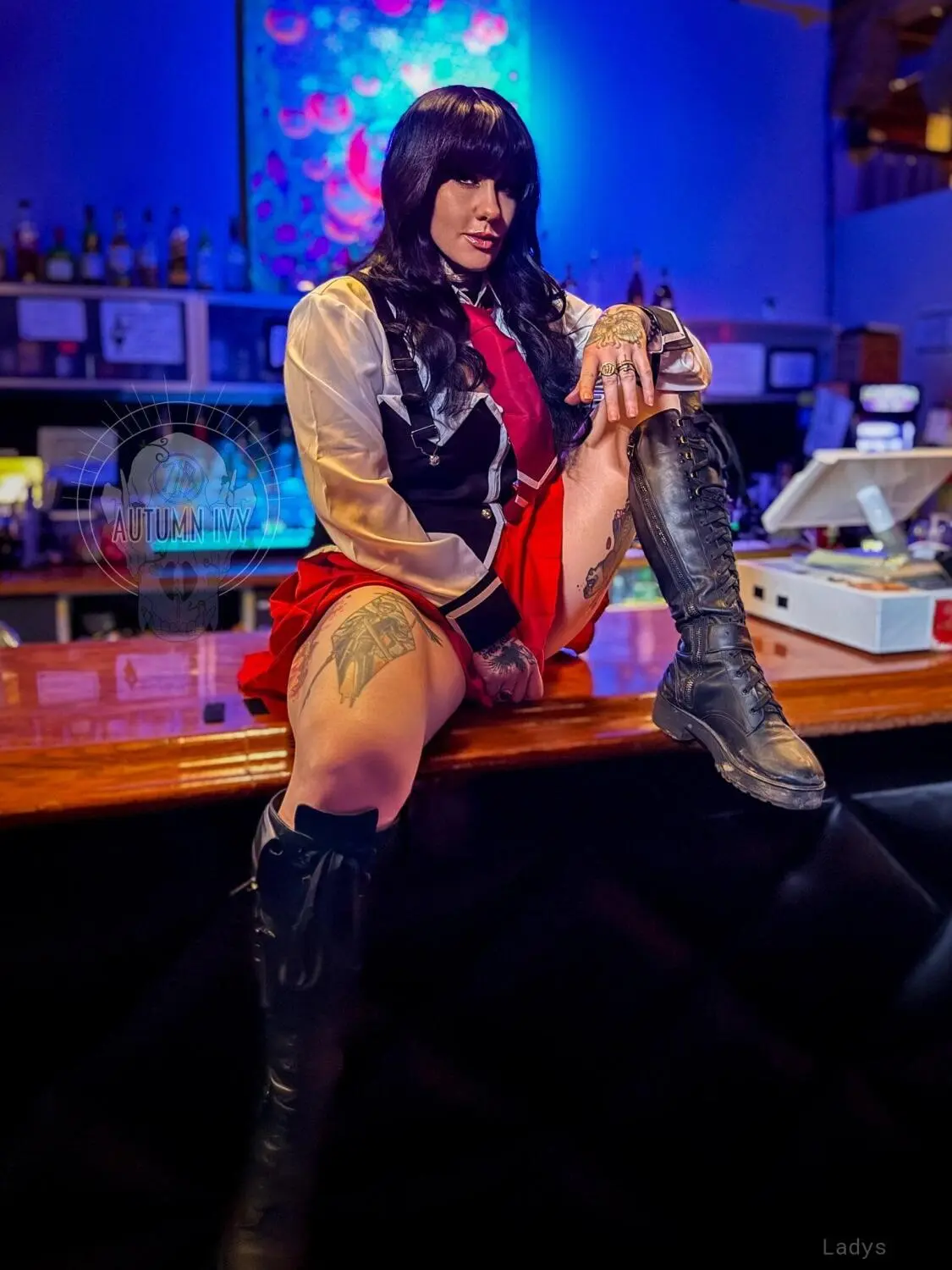 Autumn Ivy, 34 years beautiful nude Newark escorts girl, height 172 sm, Weight 75 kg