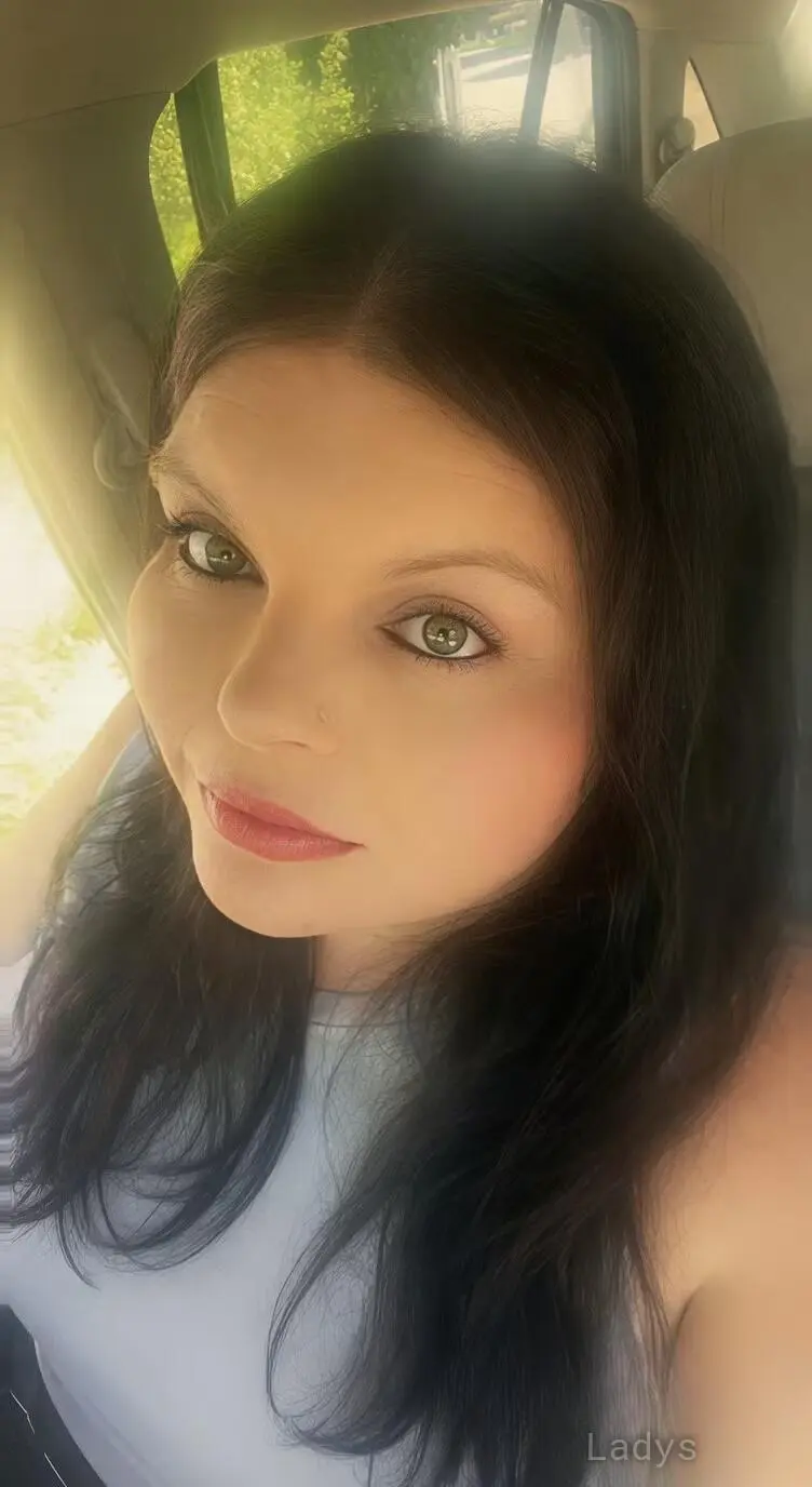 Harleigh, 30 years beautiful nude Newark escorts girl, height 164 sm, Weight 58 kg