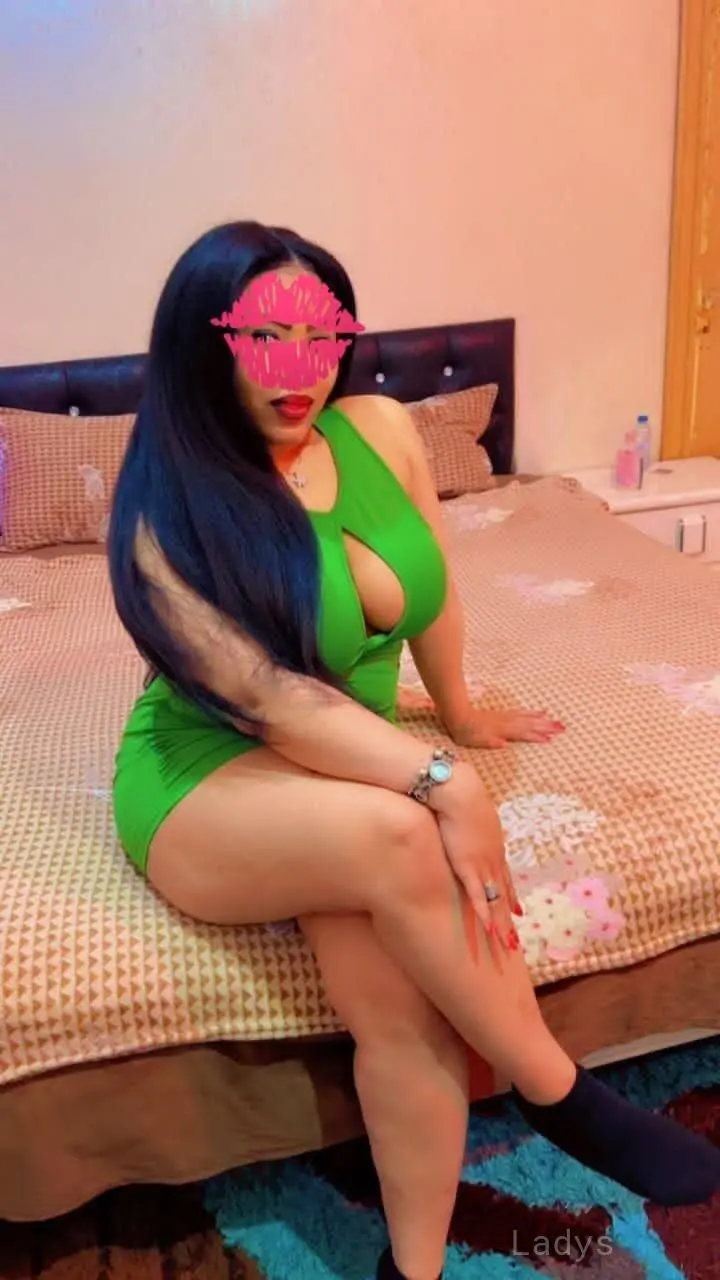 Cristel, 24 years beautiful nude Nizwa escorts girl, height 159 sm, Weight  kg