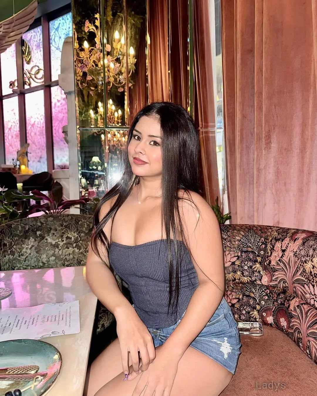 Diya Sharma, 23 years old Noida escort girl with big tits, height 153 sm, Weight kg
