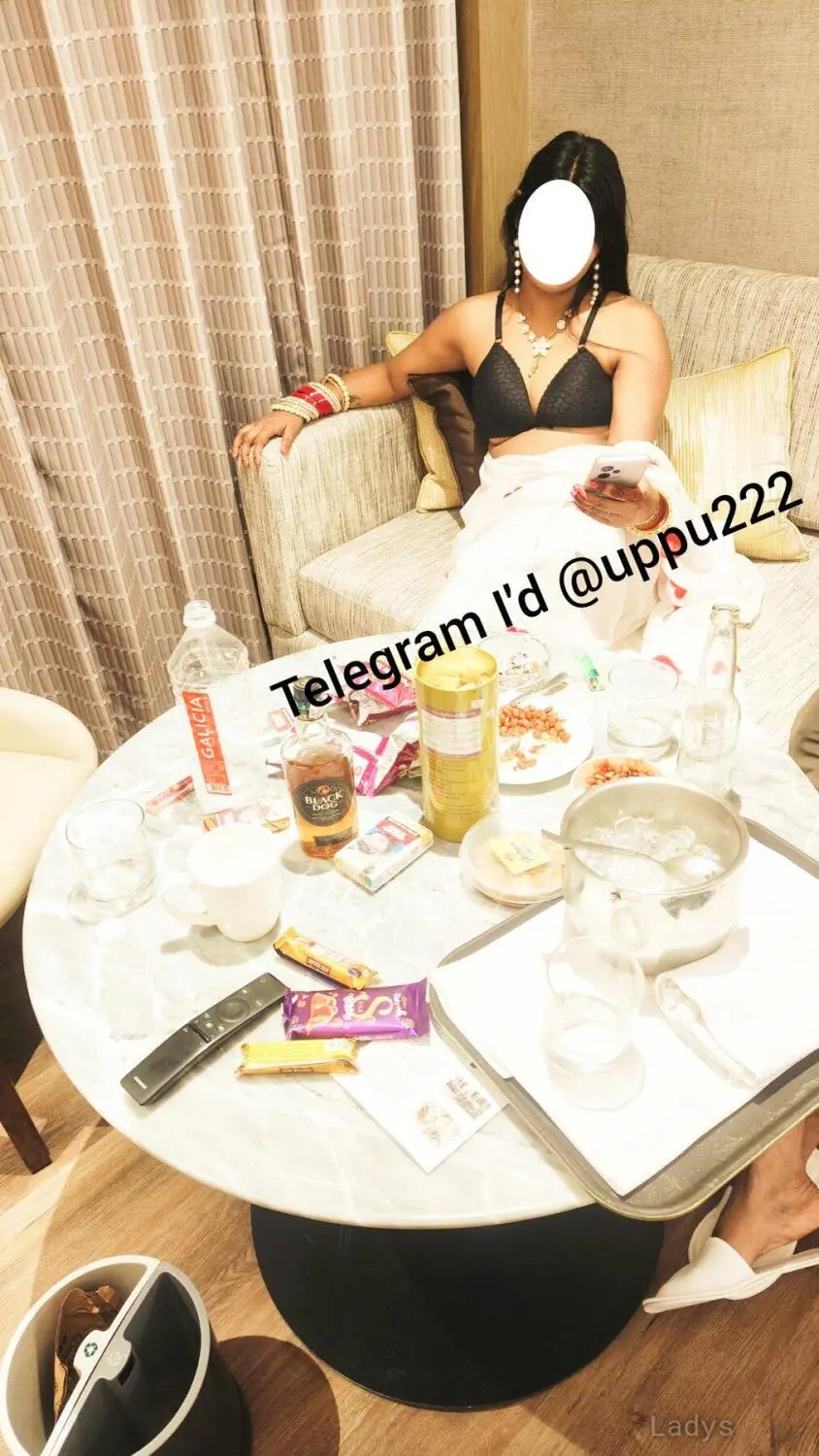 Fatima, 26 years old Noida escort girl with big tits, height  sm, Weight  kg
