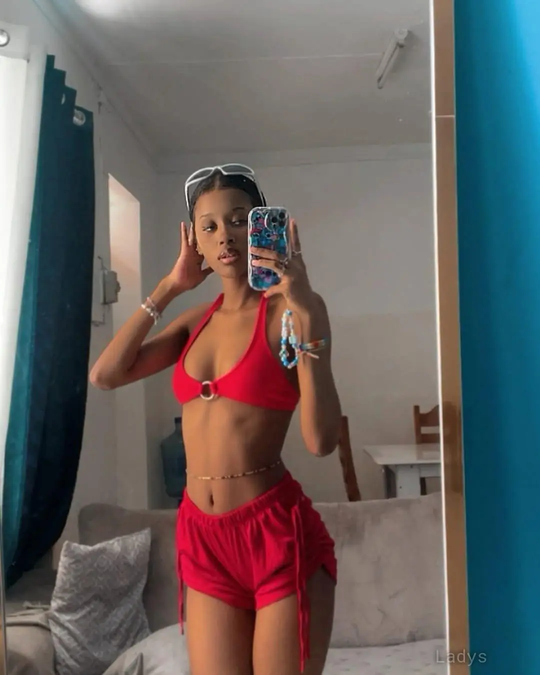 Felicia, 24 years old Noida escort girl with big tits, height 168 sm, Weight kg