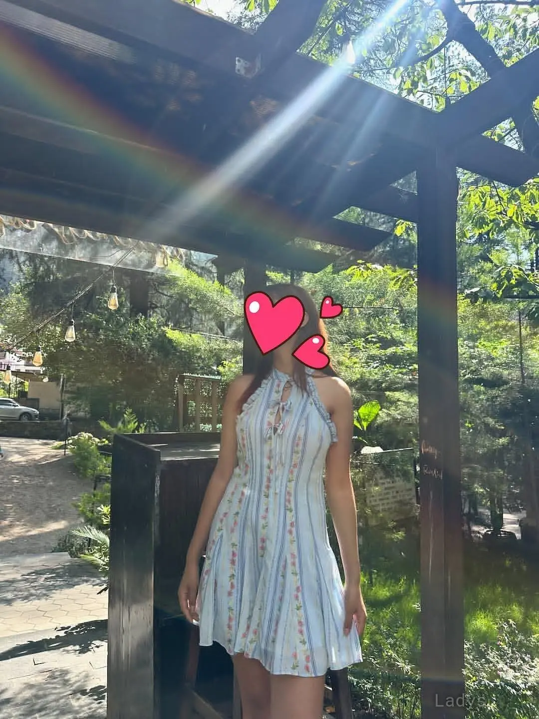 Grace, 23 years old Noida escort girl with big tits, height 165 sm, Weight  kg