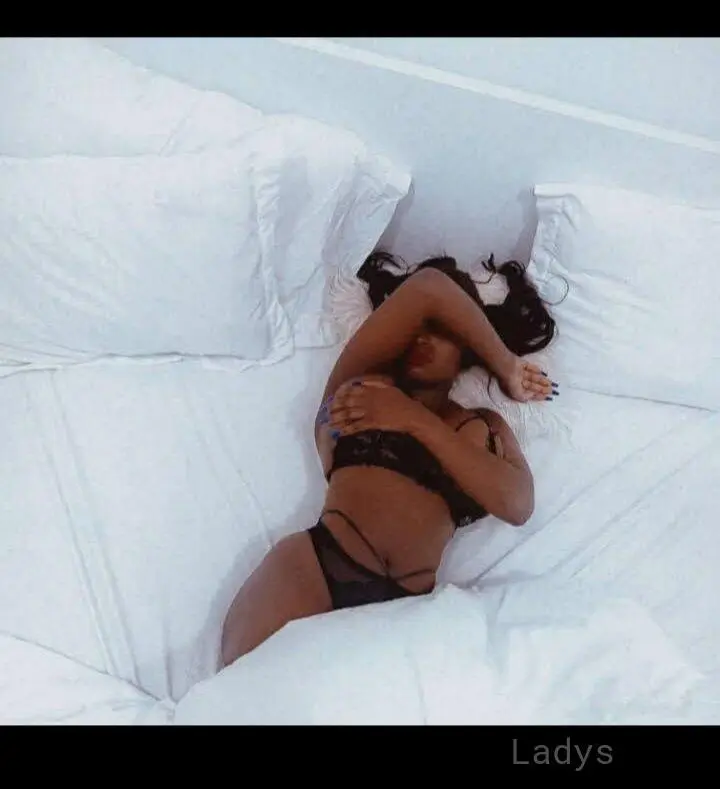 Nicky, years old Noida escort girl with big tits, height sm, Weight kg