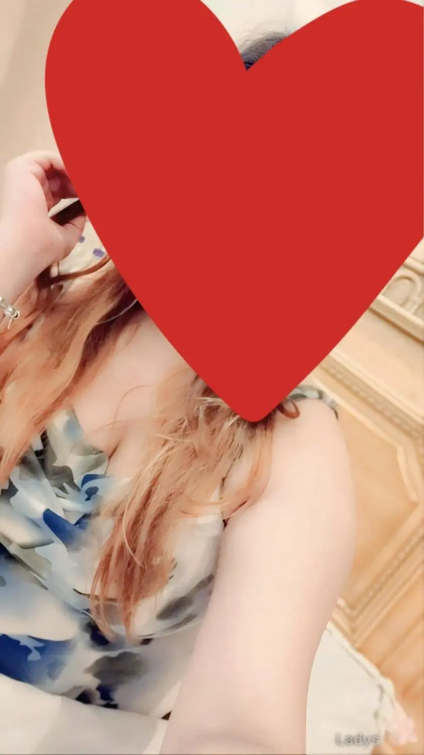 Tina, 22 years old Noida escort girl with big tits, height 168 sm, Weight  kg