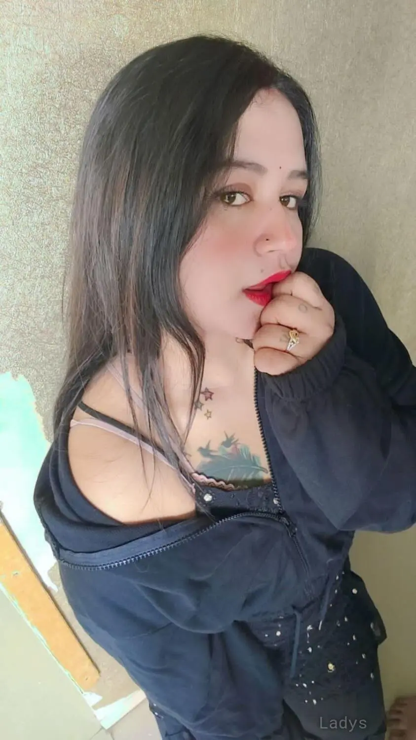 Vedika, 22 years old Noida escort girl with big tits, height 154 sm, Weight kg