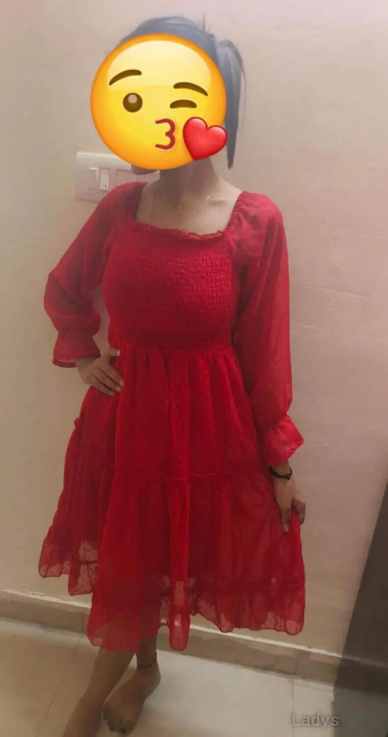 Divya, 22 years beautiful nude Noida escorts girl, height 153 sm, Weight  kg