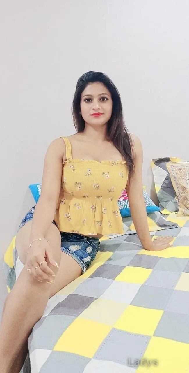 Eliza, 25 years beautiful nude Noida escorts girl, height 176 sm, Weight  kg