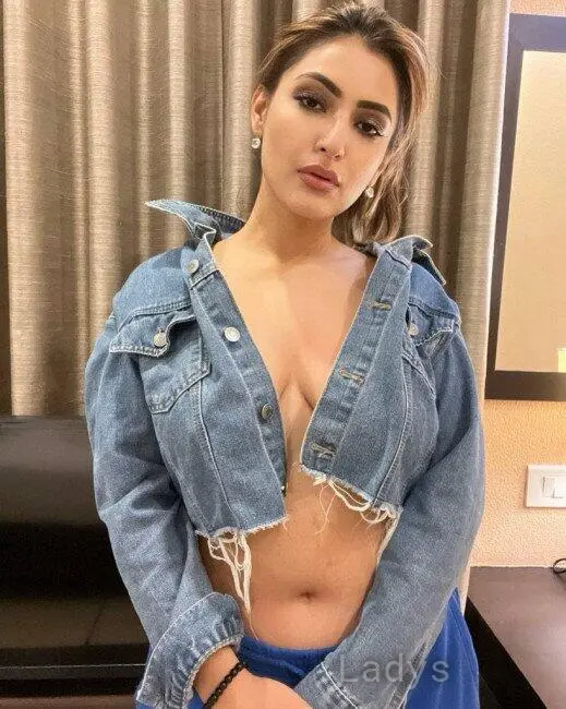 Joyti, 21 years beautiful nude Noida escorts girl, height 154 sm, Weight kg