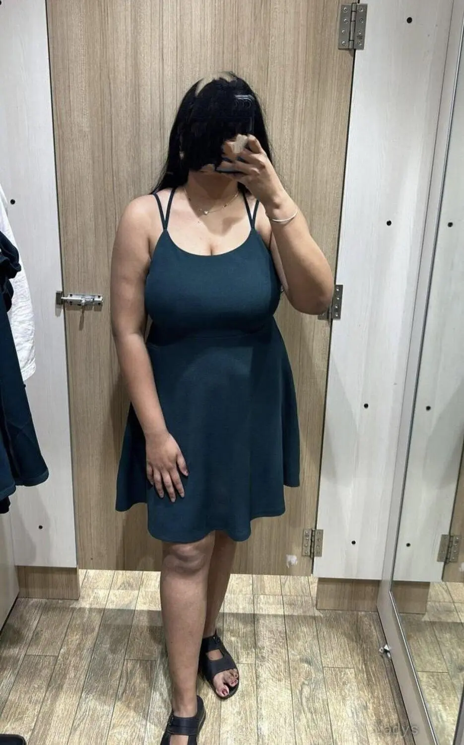 Mia, 32 years beautiful nude Noida escorts girl, height 153 sm, Weight  kg