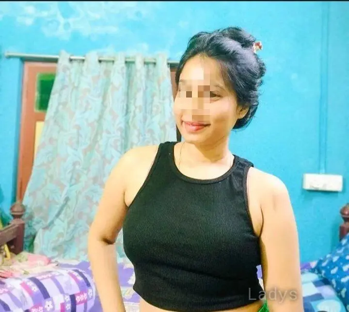 Ronika, 25 years beautiful nude Noida escorts girl, height 154 sm, Weight  kg