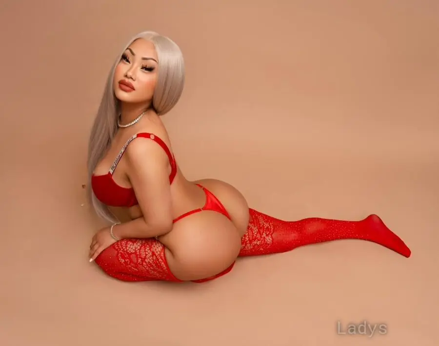 Jade, 21 years beautiful nude North Bay escorts girl, height 157 sm, Weight 60 kg