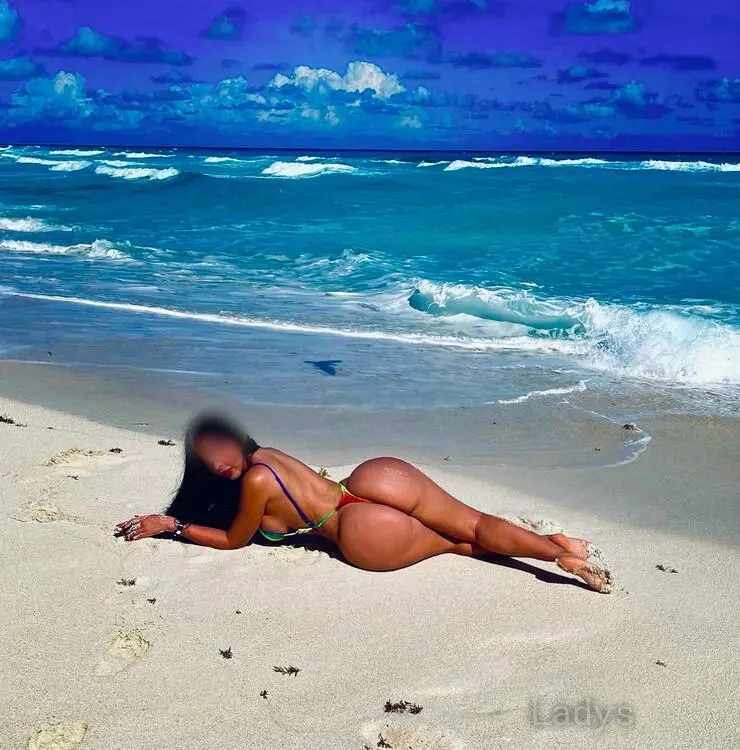 Sophia Kaylee, 24 years beautiful nude North Bay escorts girl, height 170 sm, Weight 57 kg