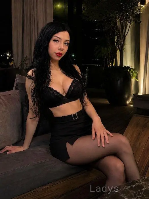 Ecem, 26 years beautiful nude Novi Sad escorts girl, height 169 sm, Weight 58 kg