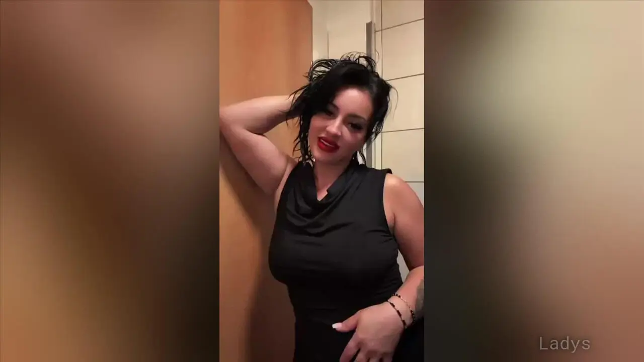 Böses, 28 years old Nuremberg escort girl with big tits, height 168 sm, Weight 53 kg