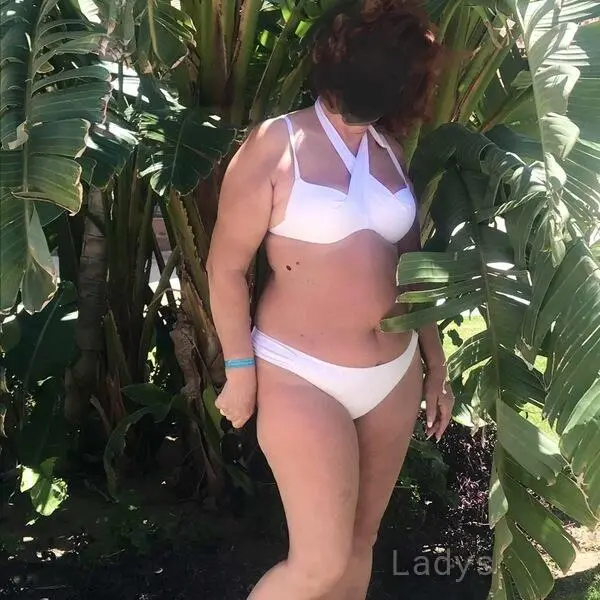 LANA, 34 years beautiful nude Nuremberg escorts girl, height 165 sm, Weight 56 kg