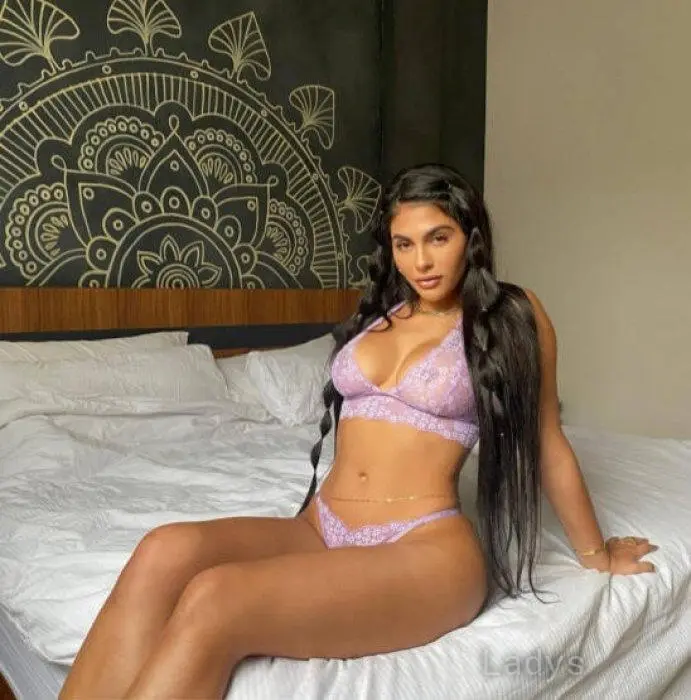 Ukara, 26 years beautiful nude Nuremberg escorts girl, height 162 sm, Weight 50 kg