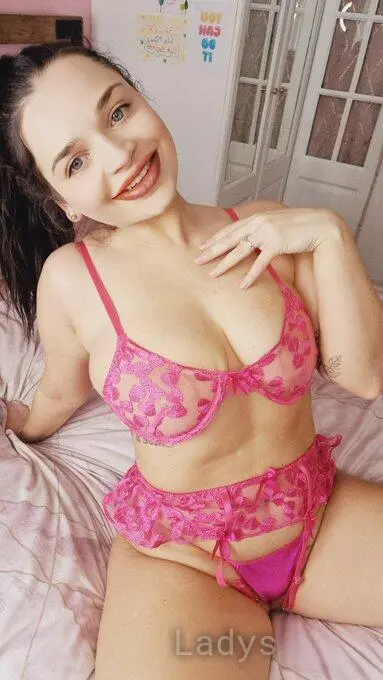 Lucia, 26 years old Odense escort girl with big tits, height 165 sm, Weight 62 kg