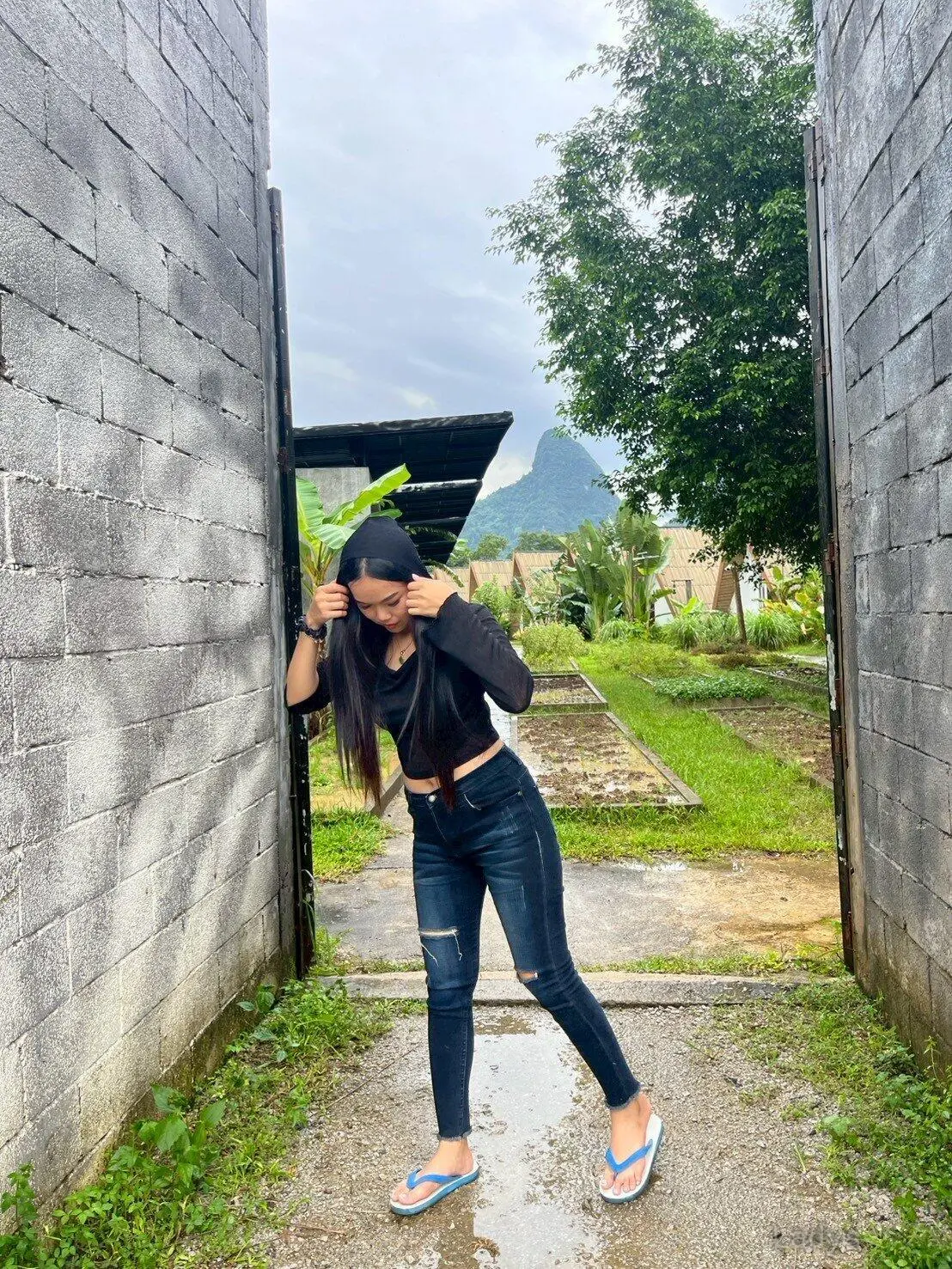 Nick, 26 years old Okinawa escort girl with big tits, height 162 sm, Weight kg