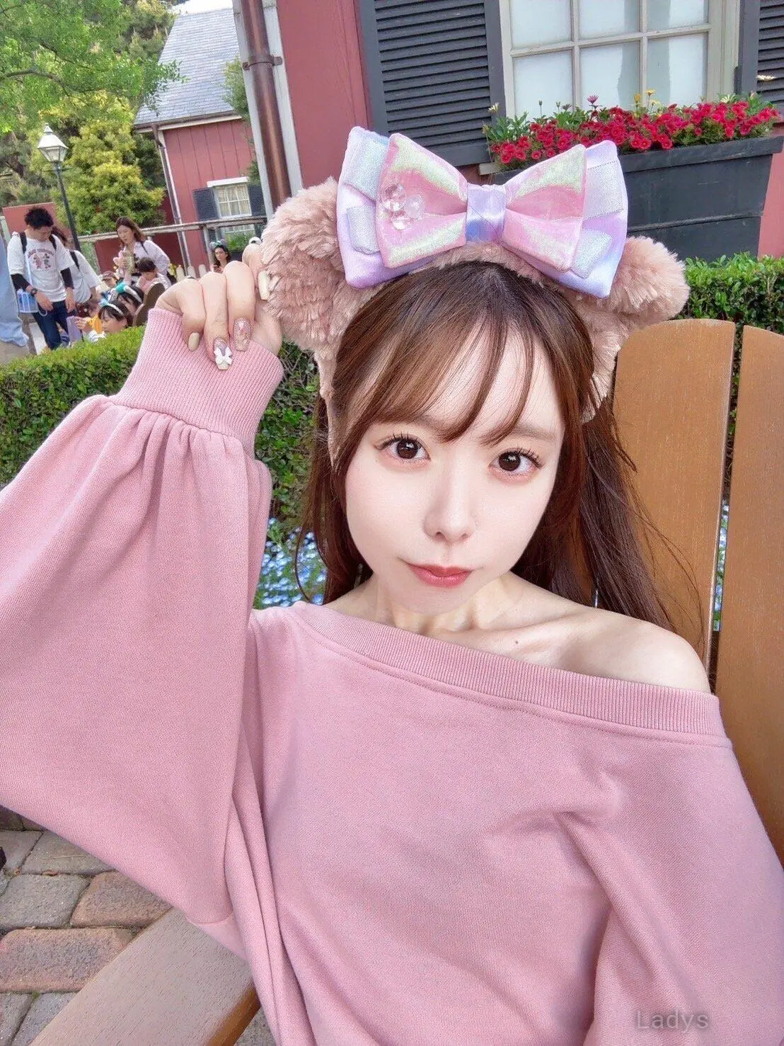 Yuna, 28 years old Okinawa escort girl with big tits, height 165 sm, Weight  kg
